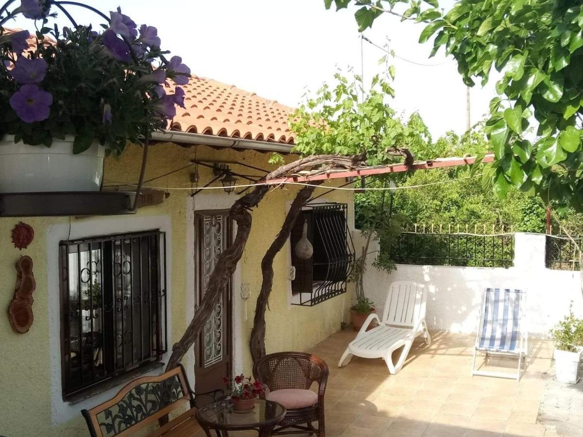 Panos And Chrisas House Villa Drepano  ภายนอก รูปภาพ