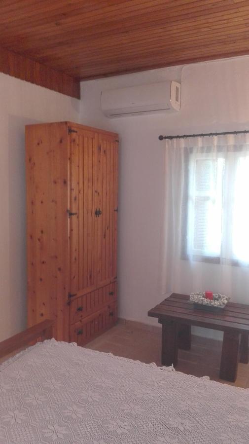 Panos And Chrisas House Villa Drepano  ภายนอก รูปภาพ
